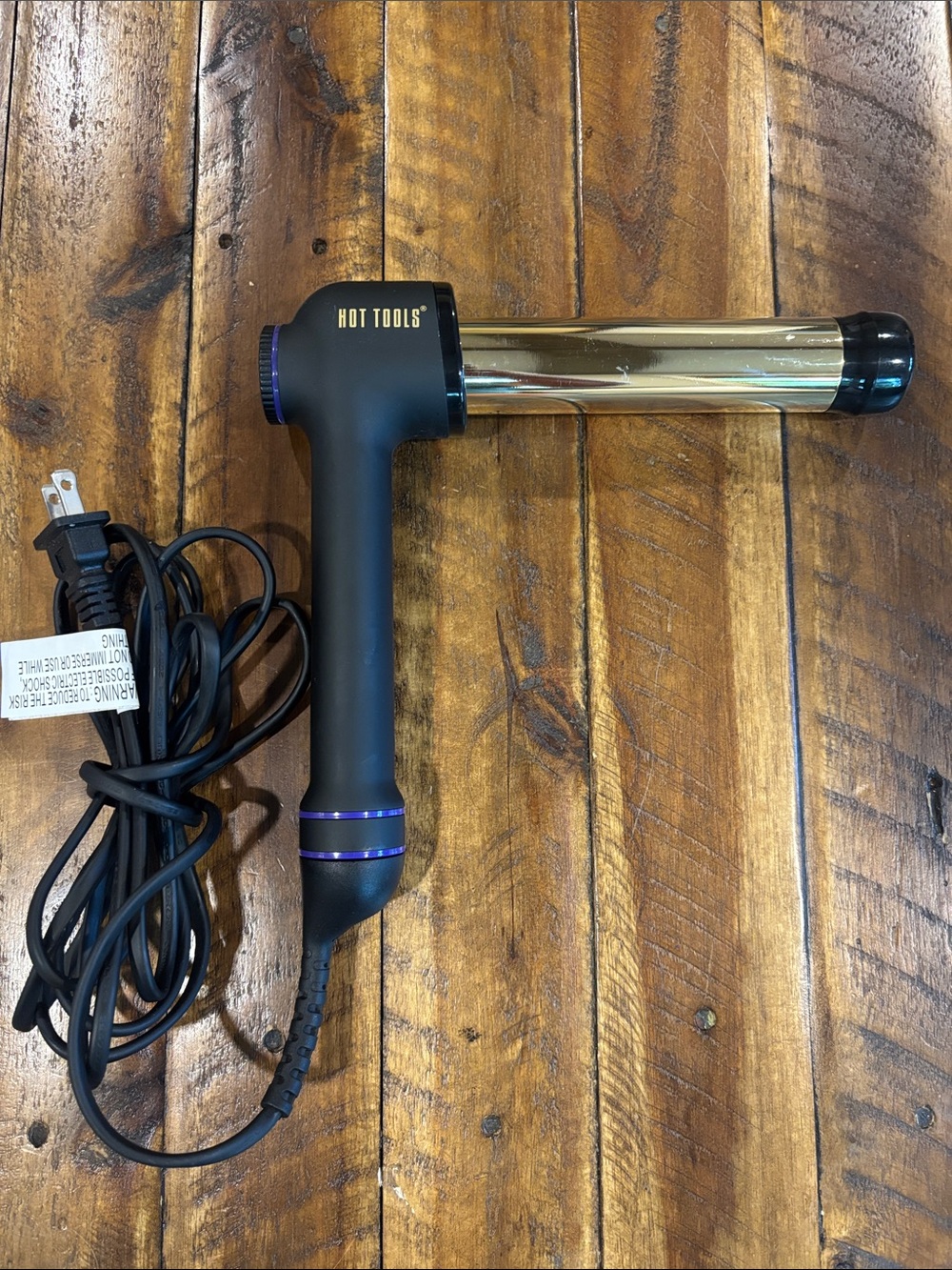 Hot Tools Matte Black Curling Iron with Gold Barrel - Sleek Styling